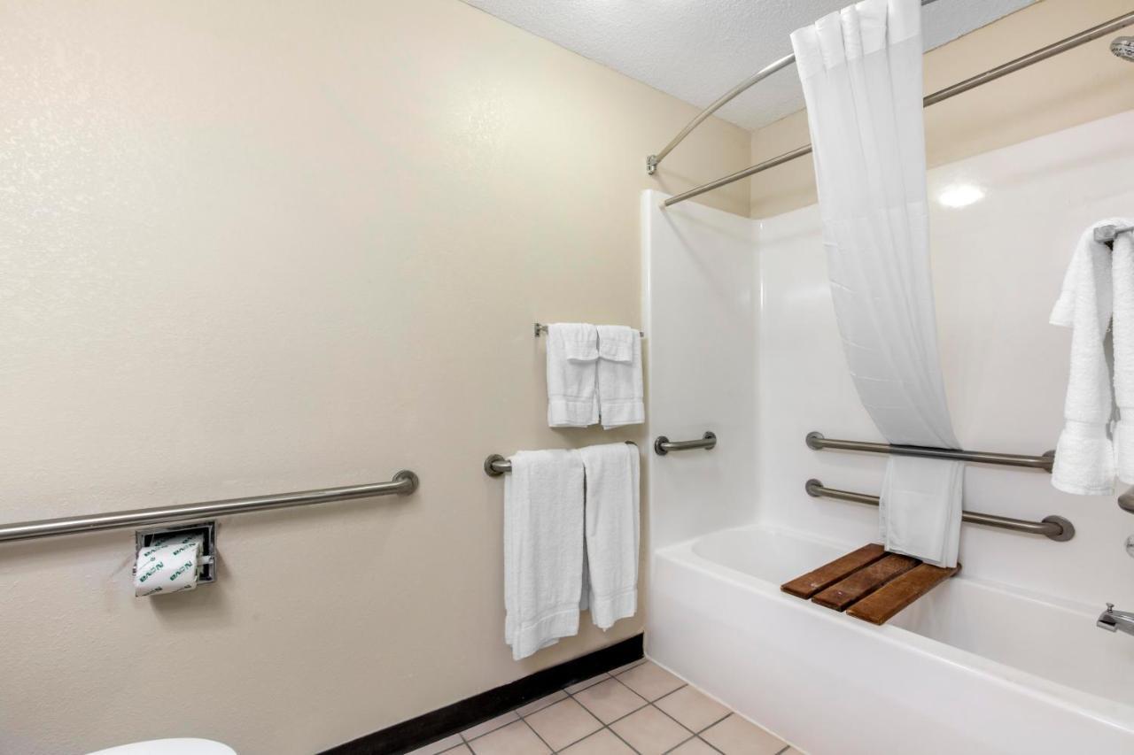 Quality Inn & Suites Metropolis I-24 Esterno foto