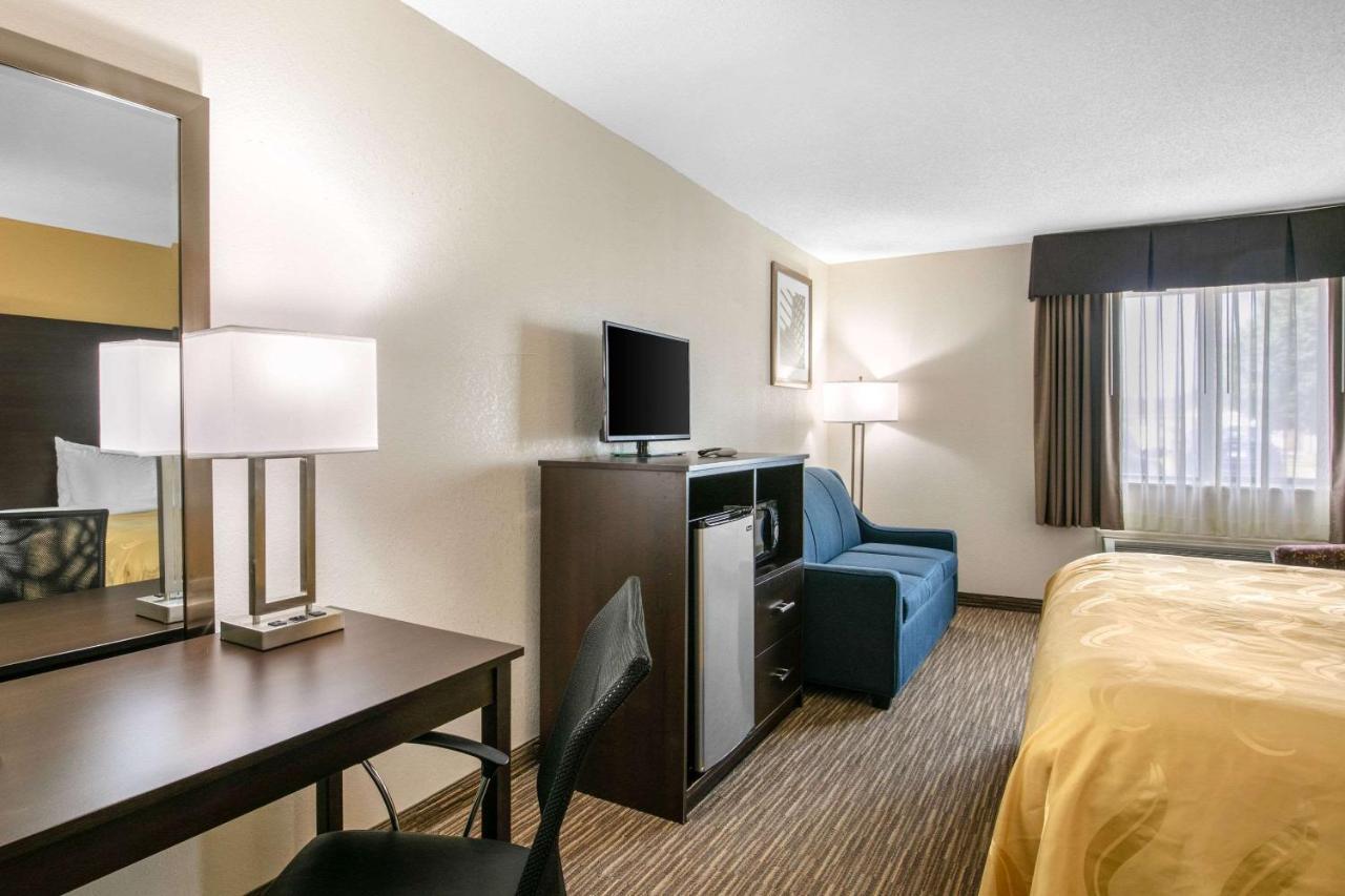 Quality Inn & Suites Metropolis I-24 Esterno foto